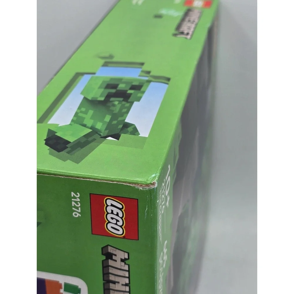 LEGO Minecraft The Creeper Kids Building Toy IN STOCK 665 Pc - DAMAGED‎ BOX